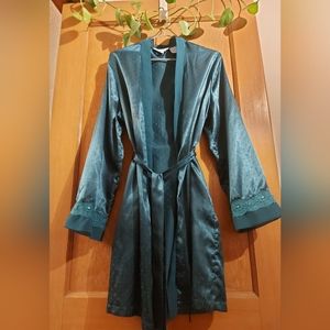 Jessica Pleated Polka Dot Lace & Sequin Sleeve Azure Robe